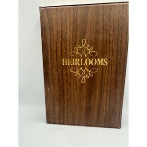 Heirlooms Margaret T. Applegarth 1967 Hardcover First Edition Literature Genre